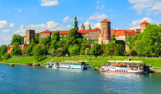 HOTEL DWÒR SIERAKÒW Dobczyce