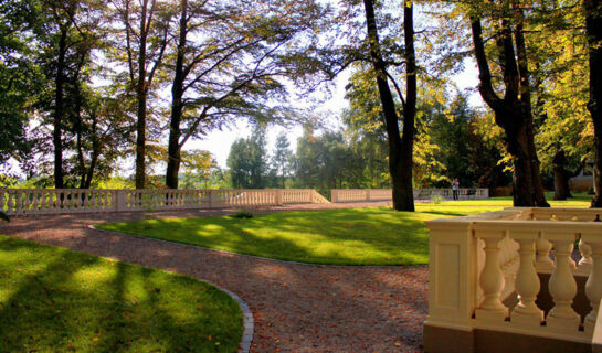 HOTEL DWÒR SIERAKÒW Dobczyce