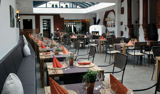 HOTEL-RESTAURANT PFÄLZER HOF Edenkoben