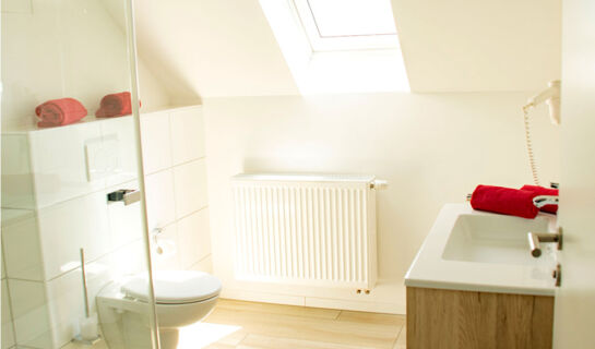 LANDGASTHOF ALTES KURHAUS Lisberg