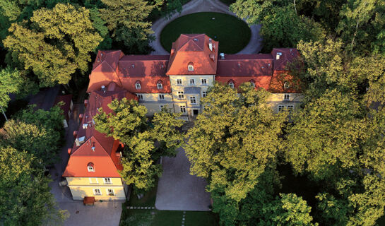 HOTEL DWÒR SIERAKÒW Dobczyce