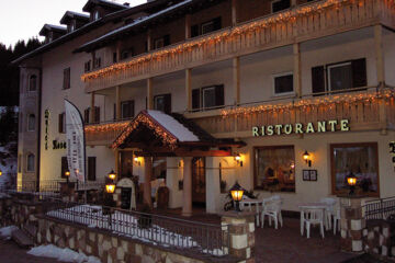 HOTEL ROSALPINA Soraga di Fassa (TN)