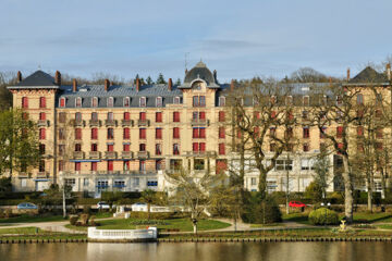 HOTEL LE NORMANDIE Bagnoles-de-l'Orne