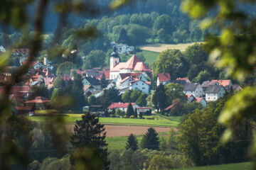 LANDGASTHOF KIRCHBERGER STUB´N Tiefenbach