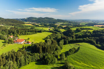 VILLAGE HOTEL Neukirchen (BA)