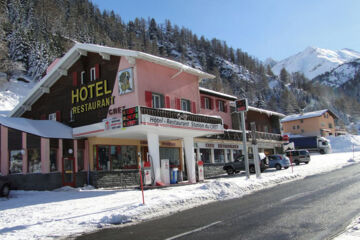 HOTEL DU CRÊT Bourg-Saint-Pierre