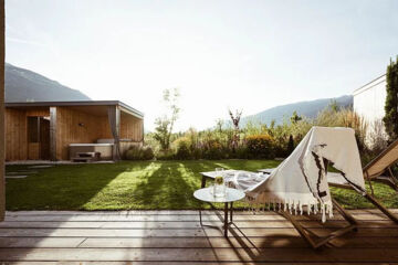 AMOLARIS GARDEN LODGES & GUESTHOUSE (B&B) Coldrano