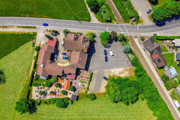 HOTEL UND RESTAURANT NEHRENER HOF (B&B) Nehren