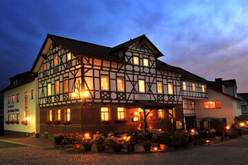 LANDHOTEL 