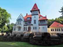 SCHLOßVILLA DERENBURG - HOTEL RESTAURANT CAFÉ Derenburg